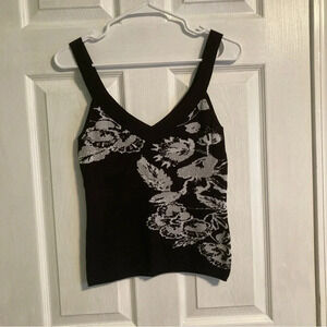 White House Black Market black and white floral sweater vest XS